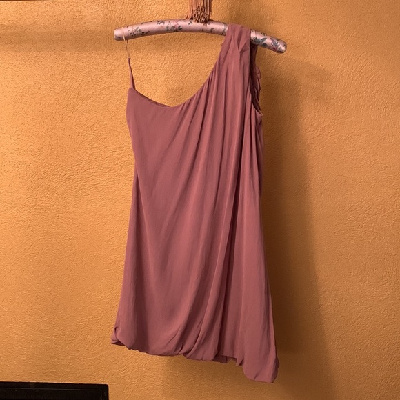 BCBG Dress, Dusty Rose, Size 4 - Picture 5 of 6